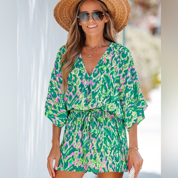 Cupshe leopard Green Pink Tie Waist Romper Size Medium NWT - Picture 1 of 5